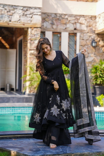 Zaafira Black Kurta Set