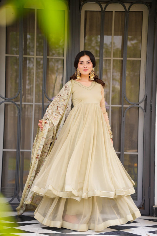 Sonakshi Grace Suit Set