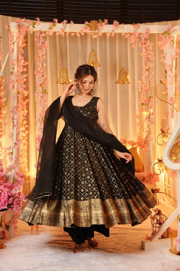 Silken Nightfall black suit set