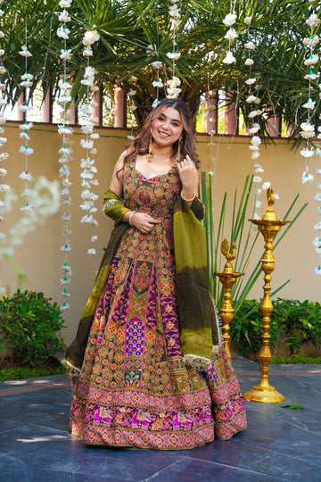 Henna Jashn Green Wedding Wear Maxi Set