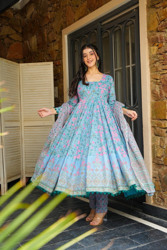 Shambhavi Grace Cotton Suit Set