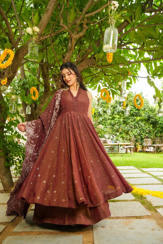 Gaurika Shimmer Crushed Tissue Suit Set