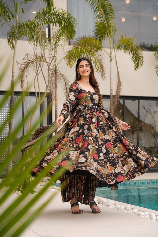 Ebon Flora Black Kurta Set