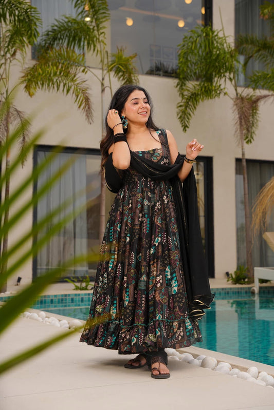 Twilight Mosaic Black Suit Set