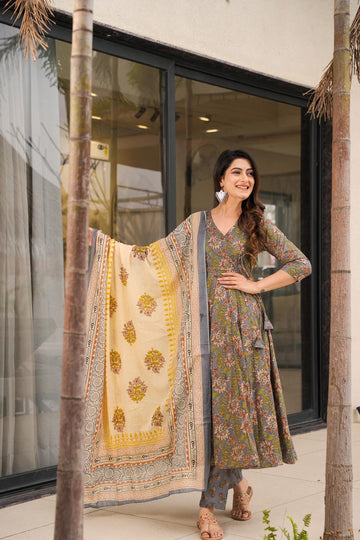 Vintage Charm Cotton Suit Set