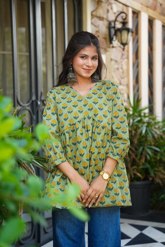 Luna Thread Cotton Top